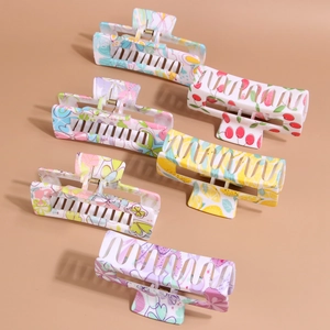 Set di sei mollette per capelli rettangolari stampate con vari motivi floreali estivi