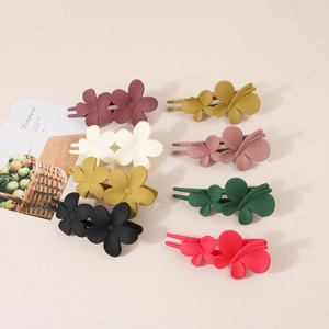 Set of 8 matte flower and butterfly hair clips in various macaron colors for women