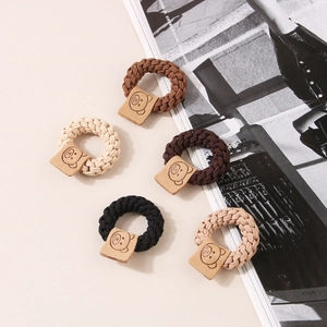 Lot de 5 élastiques à cheveux tressés tons terre avec écussons en cuir ours mignon