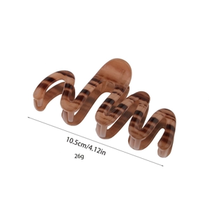 Brown tortoiseshell stripe hair claw clip for women with 10.5cm length and resin finish