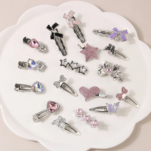Rosa Herz und Stern Metall Haarklammern Set mit Strasssteinen für Y2K Stil Haarstyling
