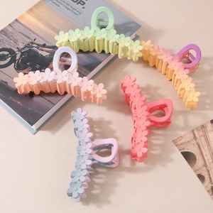 Women Matte Gradient Flower Hair Claw Sweet Korean Style Large Shark Clip Floral Hair Accessory For Back Of Head Styling