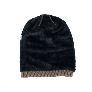 Men's black knitted beanie hat with warm fleece lining and brown ribbed edge detail