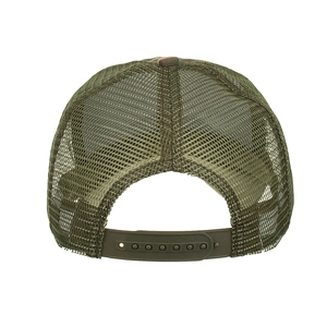 Breathable camouflage mesh baseball cap with adjustable snapback closure for outdoor activities