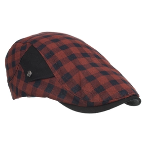 Béret rétro pour homme à carreaux rouges et noirs avec boucle métallique latérale