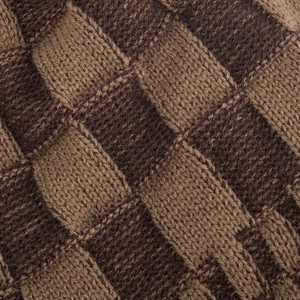 Bonnet en tricot doublé polaire à motif damier marron chocolat et café foncé