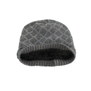 Winter thermal knit beanie featuring brown diamond pattern and thick fleece lining