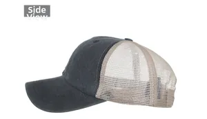 Vista laterale del cappellino trucker bicolore in cotone grigio e rete color beige