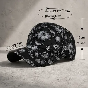 Schwarze Spitzen-Baseballkappe mit Glitzerblumen inklusive Größenangaben und Maßen