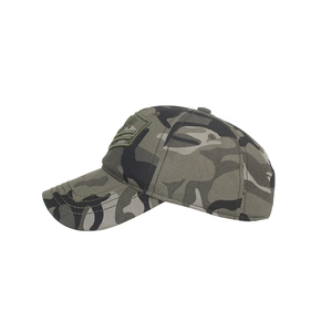 Berretto da baseball mimetico jungle classico con toppa ricamata e visiera curva esterna