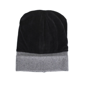 Bonnet tricoté à rayures noir et gris avec doublure polaire chaude pour l'hiver