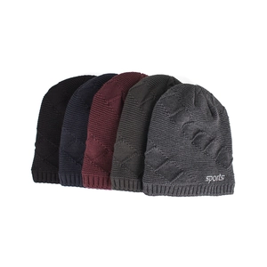 Winter knitted SPORTS beanie set in five colors with diamond pattern and fleece lining