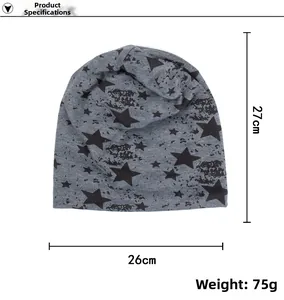 Tableau des tailles détaillé pour bonnet gris avec imprimé étoile noire et motifs