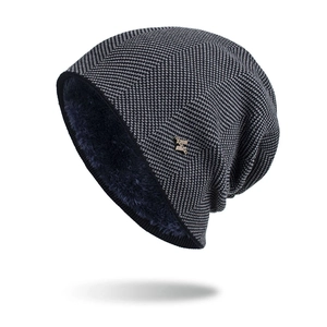 Winter Beanie Hat For Men Women Thick Fleece Lined Warm Knit Cap Herringbone Pattern Outdoor Casual Skull Cap With Metal Label