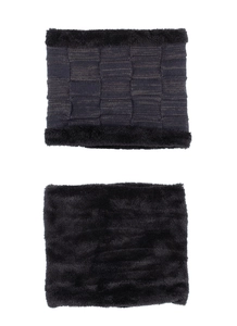 Detailed view of winter thermal knit scarf with thick fleece lining and grey checkered pattern