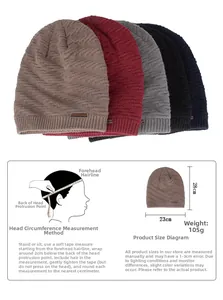 Vue détaillée de divers bonnets en tricot avec dimensions de 28 cm de haut et 23 cm de large