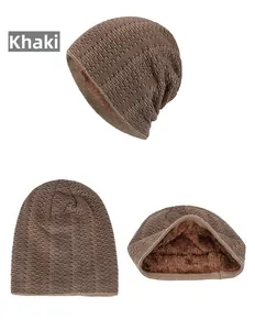 Vue détaillée du bonnet en maille kaki montrant la doublure polaire chaude et douce