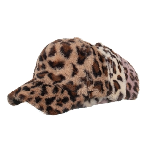Autumn winter plush baseball cap with leopard print pattern and faux fur warm texture