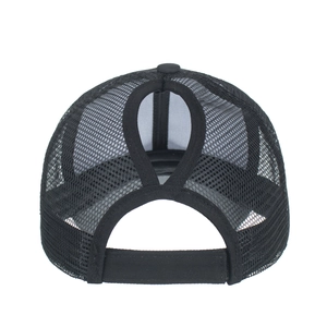 Casquette de baseball en filet noir avec trou queue de cheval et sangle réglable