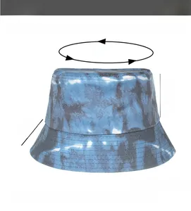 Dimensions du chapeau de soleil tie-dye bleu: tour de tête 58cm et bord large de 6cm