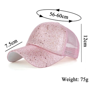 Rosa Pailletten-Baseballkappe mit Mesh-Rückseite und Größenangaben 56-60 cm