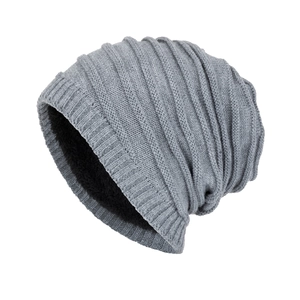 Herren Winter Strickmütze in Grau mit warmem schwarzem Fleecefutter für den Außenbereich