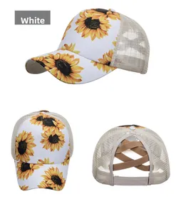 Detail der Sonnenblumen-Netzkappe mit atmungsaktivem Rücken und Pony-Tail-Kreuz-Design