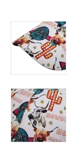 Détail de l'imprimé graffiti cowboy occidental sur casquette avec le mot Howdy