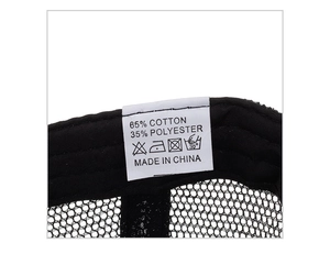 Vue détaillée du tissu en coton et polyester avec doublure en maille et étiquette