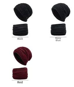 Drei Farben Strickmützen und Halstuch Sets inklusive Schwarz, Marine und Rot