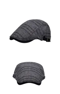 Vue détaillée du béret gris à motif avec boucle métallique réglable pour hommes