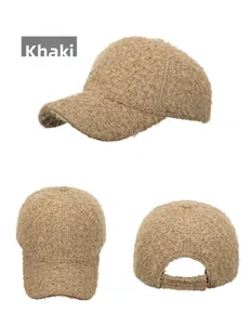 Vues détaillées de la casquette de baseball en polaire kaki avec boucle de réglage arrière