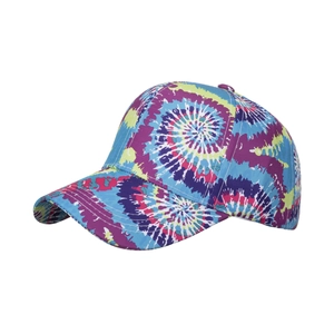 Berretto da baseball graffiti tie-dye colorato con toni viola e blu e visiera curva