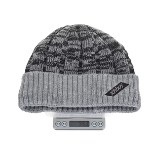 Winter chunky knit beanie in mixed grey and black colors weighing 96.3g for men