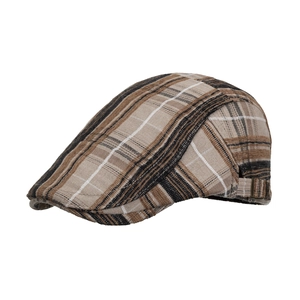 Classic British plaid flat cap in brown tweed with adjustable bronze side buckle for men