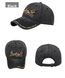 Détails de la casquette délavée noire avec broderie Bourbon St. et boucle en métal réglable