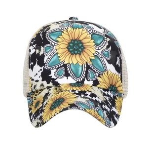 Casquette trucker bohème avec imprimé tournesol et pierres sur motif animalier