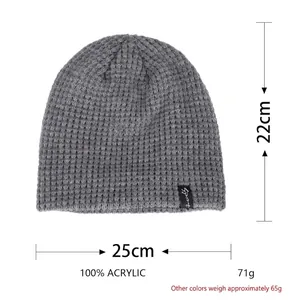 Bonnet d'hiver gris pour hommes en maille 100% acrylique avec doublure et patch Sport