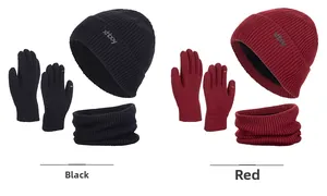 Winter-Wärmeset mit Strickmütze, Halswärmer und Handschuhen in Schwarz und Rot