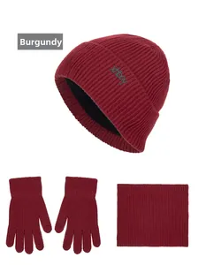 Dreiteiliges Winter-Set mit weinroter Strickmütze, Halswärmer und Handschuhen