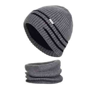Bonnet En Tricot D Hiver Et Cache Col Doublé Polaire Épais Thermique Coupe Vent Côtelé Rayé Casquette Extérieure Pour Hommes Femmes