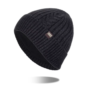 Thick warm dark grey cable knit beanie for men with thermal fleece lining and leather patch
