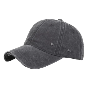 Vintage-Baseballkappe in Dunkelgrau mit Distressed-Details und Fransenlöchern