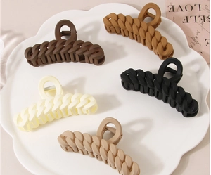 Set of 5 matte chain hair claws in neutral colors including brown, black, and cream