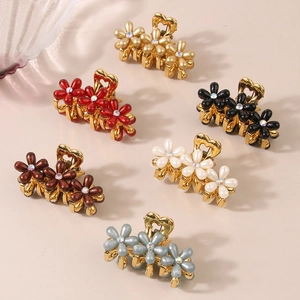 Elegante Pinza per Capelli in Lega con Fiori di Strass e Künstliche Perle Stile Coreano Dolce Fermaglio con Manico a Cuore per Donna