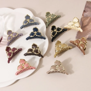 Pince à Cheveux à Pétales avec Bord Doré pour Femme Mode Vintage Fleur Pince de Requin Élégant Accessoire de Cheveux pour Coiffage Quotidien