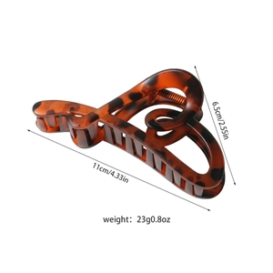 Pince à cheveux cœur mat avec imprimé léopard grand accessoire en acétate de 11cm