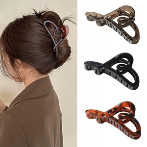 Pince à Cheveux Mate en Forme de Cœur Ajourée PS Laqué Antidérapante pour Femme Élégante Mode Trajet Grand Accessoire Cheveux