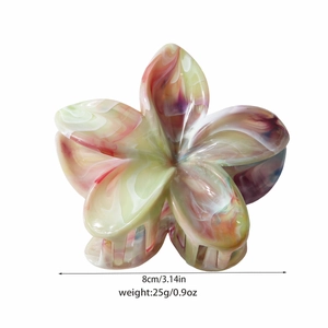 Pince à cheveux fleur de 8cm en acétate avec motif marbré coloré pour femme
