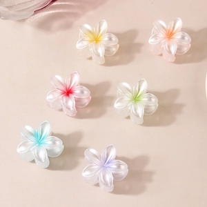 Petite Pince à Cheveux Fleur de Frangipanier Nacrée Doux Clip de Requin en Résine Accessoires pour Cheveux Femme